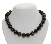 Collier aus Muschelkernperlen