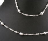 Silberne Kette mit Armband 