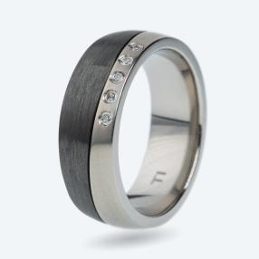 Ring Titan mit Carbon