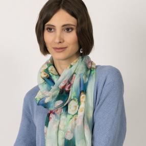 Seidenschal mit Blumen