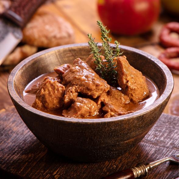 Wildschweingulasch sous vide
