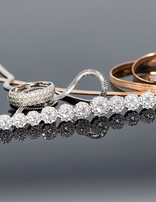 SCHMUCK SALE